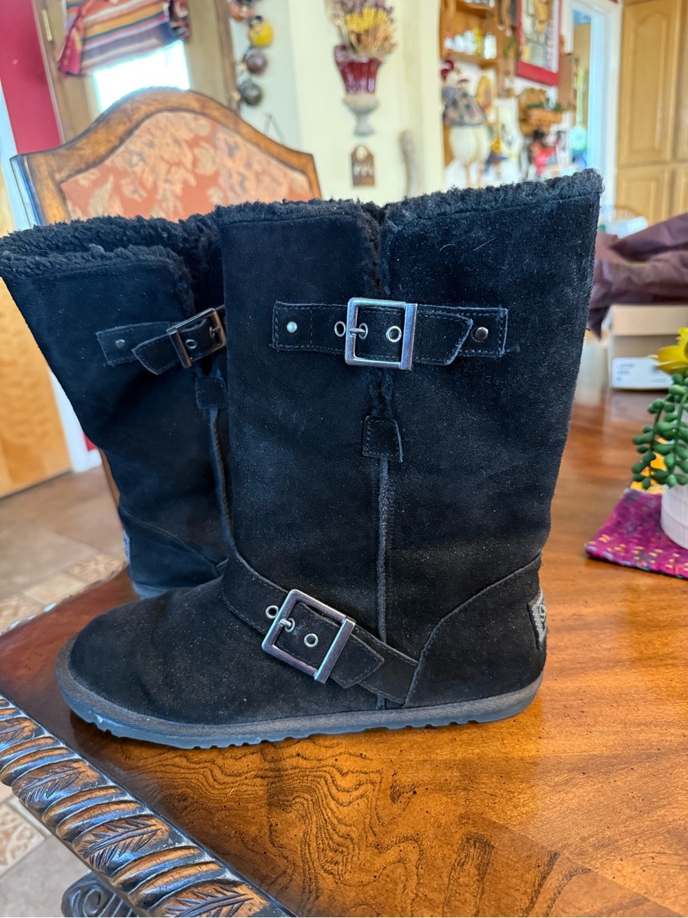 Skechers Black Suede Buckle Short Winter Boots